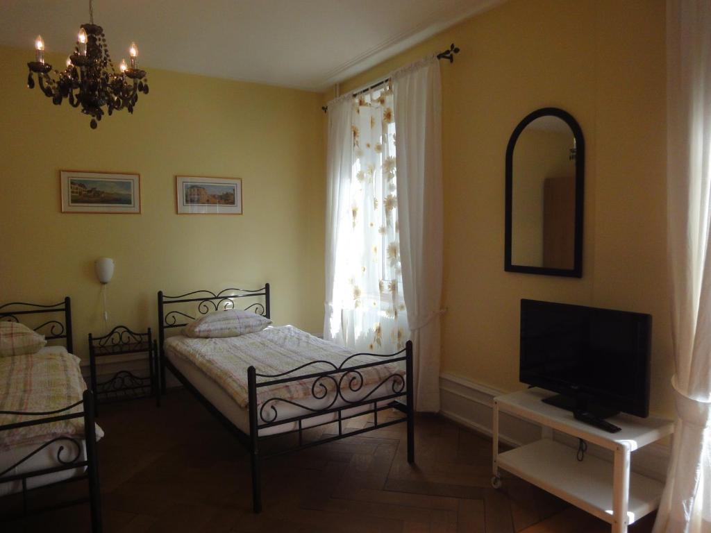 3 Camere Basel Cameră foto