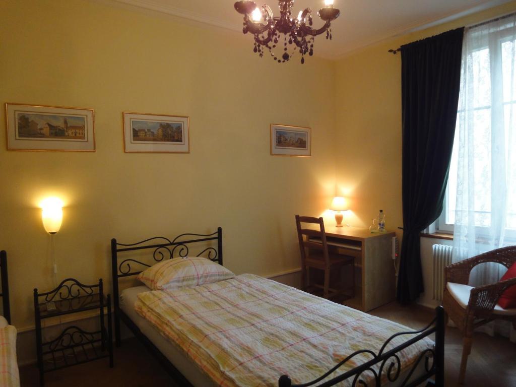 3 Camere Basel Cameră foto